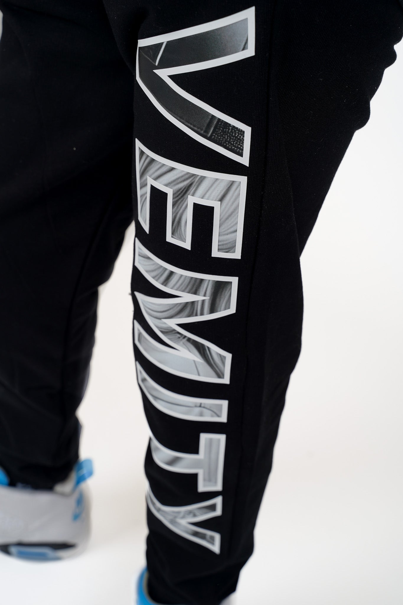 Tepláky REBEL SHOTS